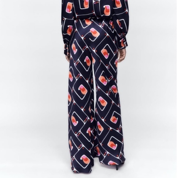 ZARA Geometric Print Pants - Picture 6 of 8